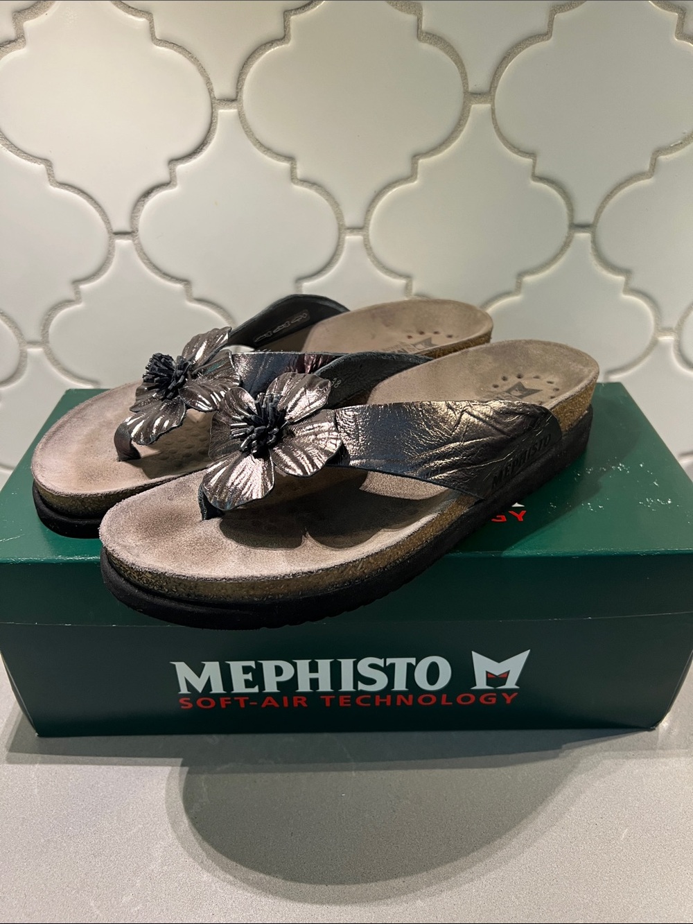 Mephisto Women's Metallic Pewter Flower Toe-Post Sandals